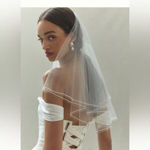 BHLDN Mini Pearl Trim Shoulder Veil